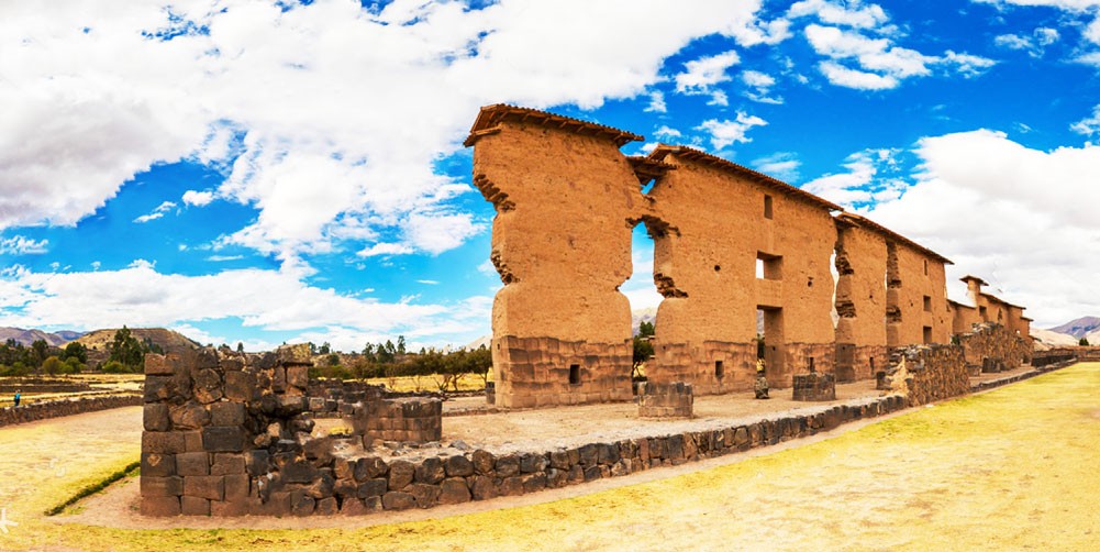 Caminata por el desierto de Salkantay a las ruinas de Llactapata y Machu Picchu
