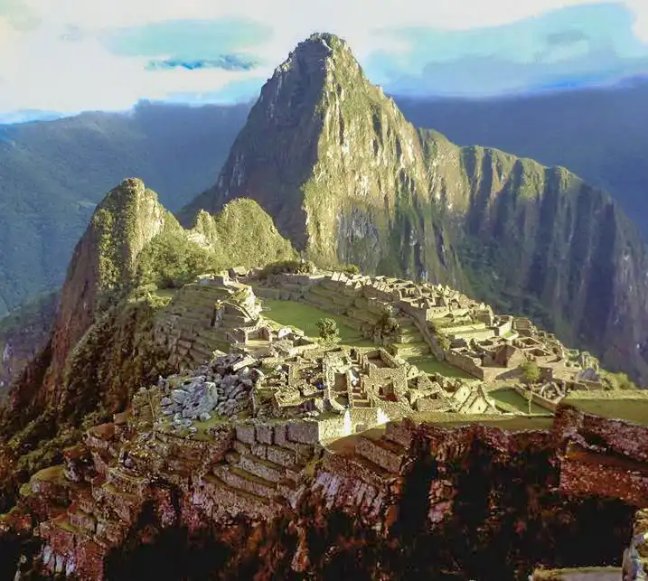 Tour de 3 días y 2 noches en Cusco con visita a la ciudad y a Machu Picchu